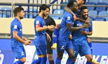 "نصر" أول بأقدام النجوم المواطنين