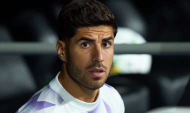 أسينسيو من مدريد إلى الغريم برشلونة.. صفقة بتوقيت غريب