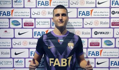 العين يتعاقد مع جيانلوكا سانتيني "شقيق مدافع كلباء"