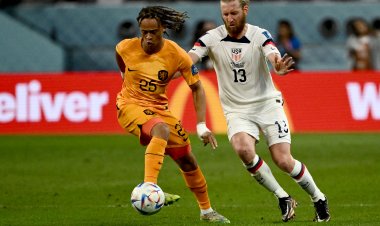 هولندا تعبر إلى ربع النهائي المونديال بتأشيرة أمريكية