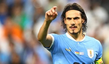 كافاني ينضم إلى بوكا جونيورز الأرجنتيني