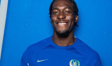 تشيلسي يضم المدافع الفرنسي ديزازي