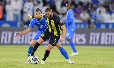 الهلال يتخطى عقبة الاتحاد في البطولة العربية