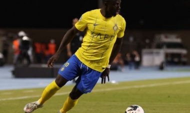 ماني يتحدى زملاءه السابقين في ليفربول