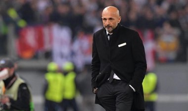 رئيس نابولي يفاجئ الاتحاد الإيطالي بشأن سباليتي