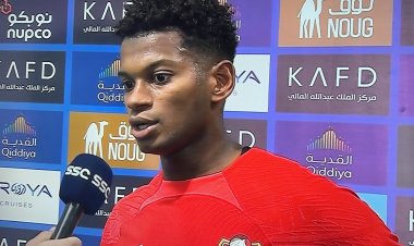 الغساني يبرر سبب البصق بعد التسجيل بمرمى النصر السعودي