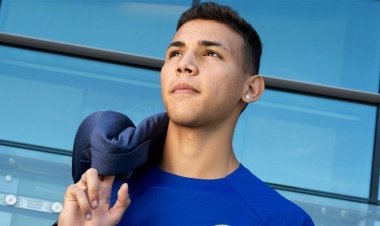 تشيلسي يتعاقد مع مهاجم سانتوس