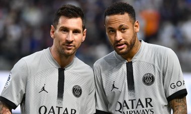 ميسي ونيمار يقاطعان سان جيرمان