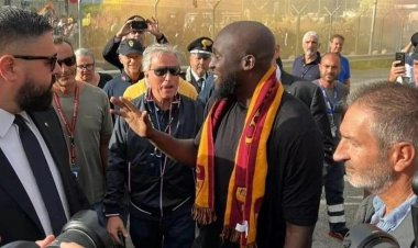 لوكاكو يوقع عقد انتقاله إلى روما