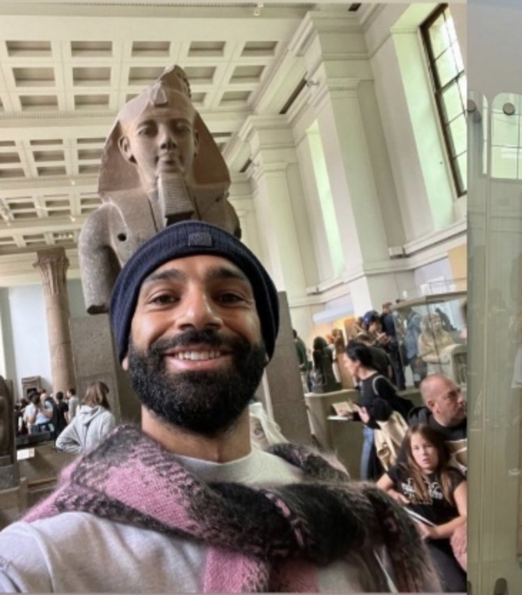 محمد صلاح يزور آثار بلاده في لندن