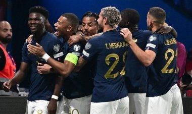 فرنسا تقترب من حسم تأهلها