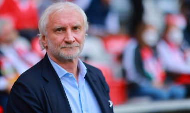 رغم الفوز على فرنسا.. فولر يرفض الاستمرار في تدريب المنتخب الألماني