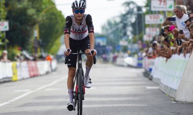 الإمارات للدراجات يحقق المركز الثالث في سباق جيرو ديلا توسكانا