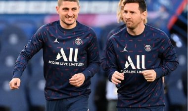 متجاهلاً سان جيرمان .. ميسي يهنئ فيراتي بالانتقال للعربي القطري