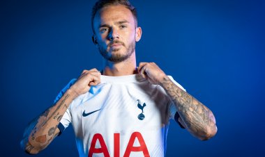 جيمس ماديسون يحصل على جائزة أفضل لاعب في الدوري الإنجليزي عن شهر أغسطس