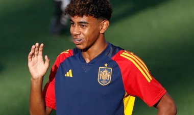 استبعاد لامين يامال من المنتخب الإسباني للإصابة