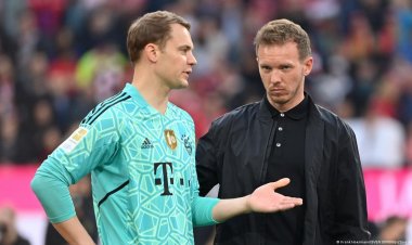 ناجلسمان يجرد نوير من شارة قيادة ألمانيا