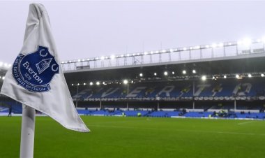 إيفرتون مهدد بخصم 12 نقطة