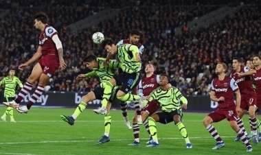 آرسنال يغادر بعد الخسارة من وست هام