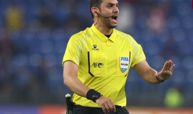 طاقم تحكيم سعودي يُدير مباراة المنتخب الوطني والمنتخب البحريني