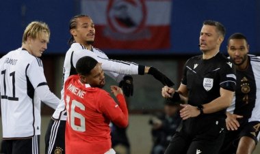 توخيل يدعم ساني بعد الطرد