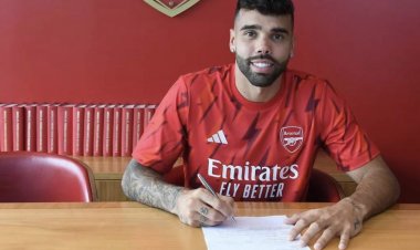 موقف أرسنال من التعاقد مع دافيد رايا