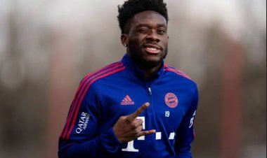 من أجل تجديد العقد … ألفونسو ديفيز يرفع طلباته المادية مع بايرن ميونخ