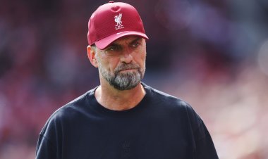 يورجن كلوب يصف أحد المراسلين بالجهل بسبب موعد مباراة ليفربول