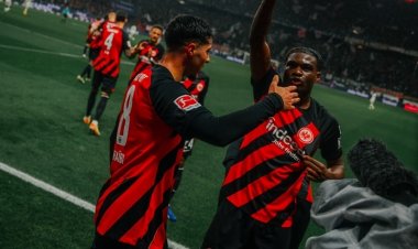 بايرن ميونخ يسقط بخماسية أمام فرانكفورت