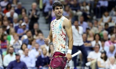 ألكاراز يفوز بجائزة رابطة التنس للروح الرياضية