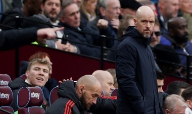 تن هاغ يكشف سبب خسارة مانشستر يونايتد