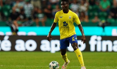 منتخب غينيا يستبعد لاعب من قائمة كأس أمم إفريقيا بسبب فينيسيوس جونيور