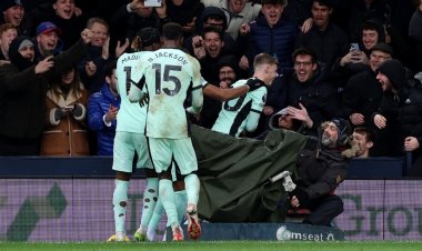 تشيلسي يصمد أمام صحوة لوتون تاون