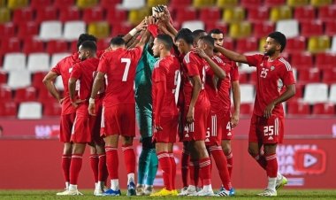 الإمارات تلاقي عمان في إستاد آل نهيان